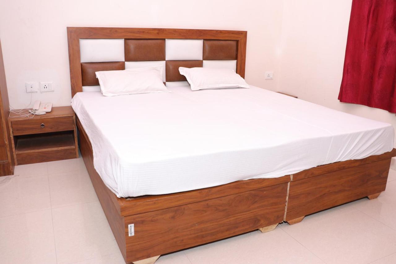 Hotel Kcr Agra (Uttar Pradesh) Extérieur photo